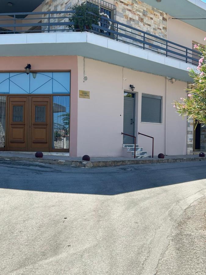 Paola'S Apartment Near Athens Airport Spáta エクステリア 写真